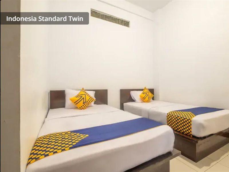 Spot On 2395 Hotel Aden 2 Syariah Tasikmalaya Extérieur photo