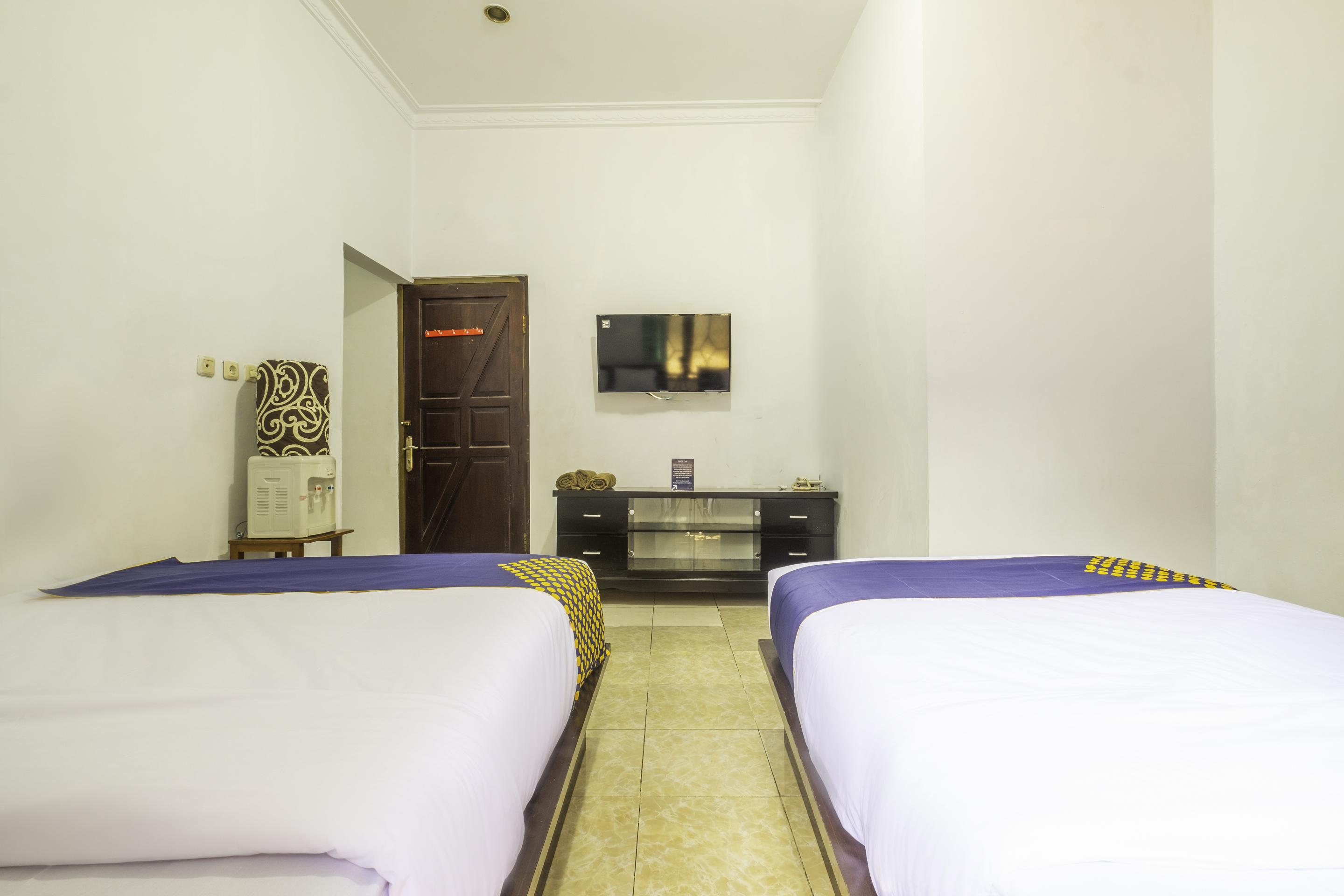 Spot On 2395 Hotel Aden 2 Syariah Tasikmalaya Extérieur photo