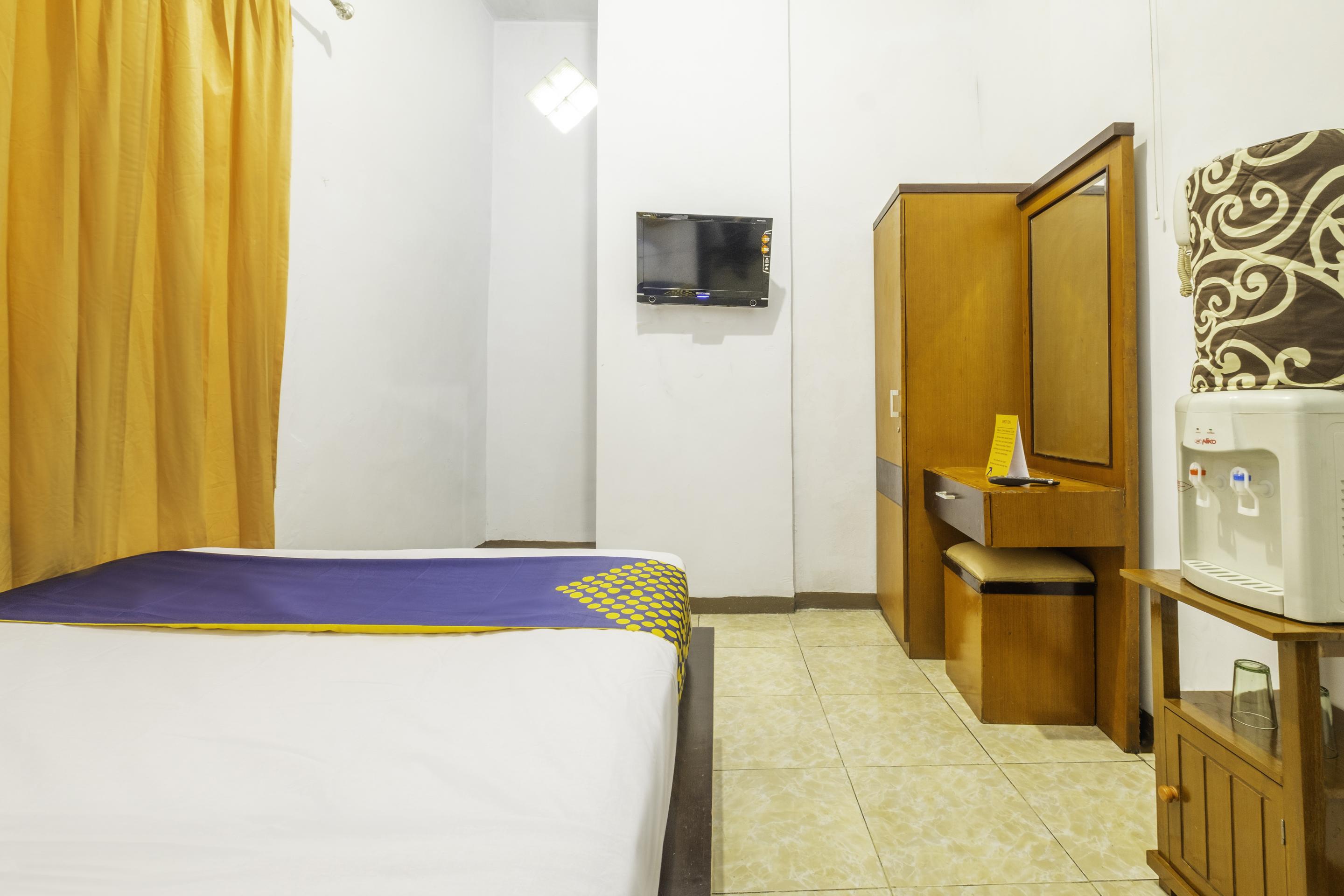 Spot On 2395 Hotel Aden 2 Syariah Tasikmalaya Extérieur photo