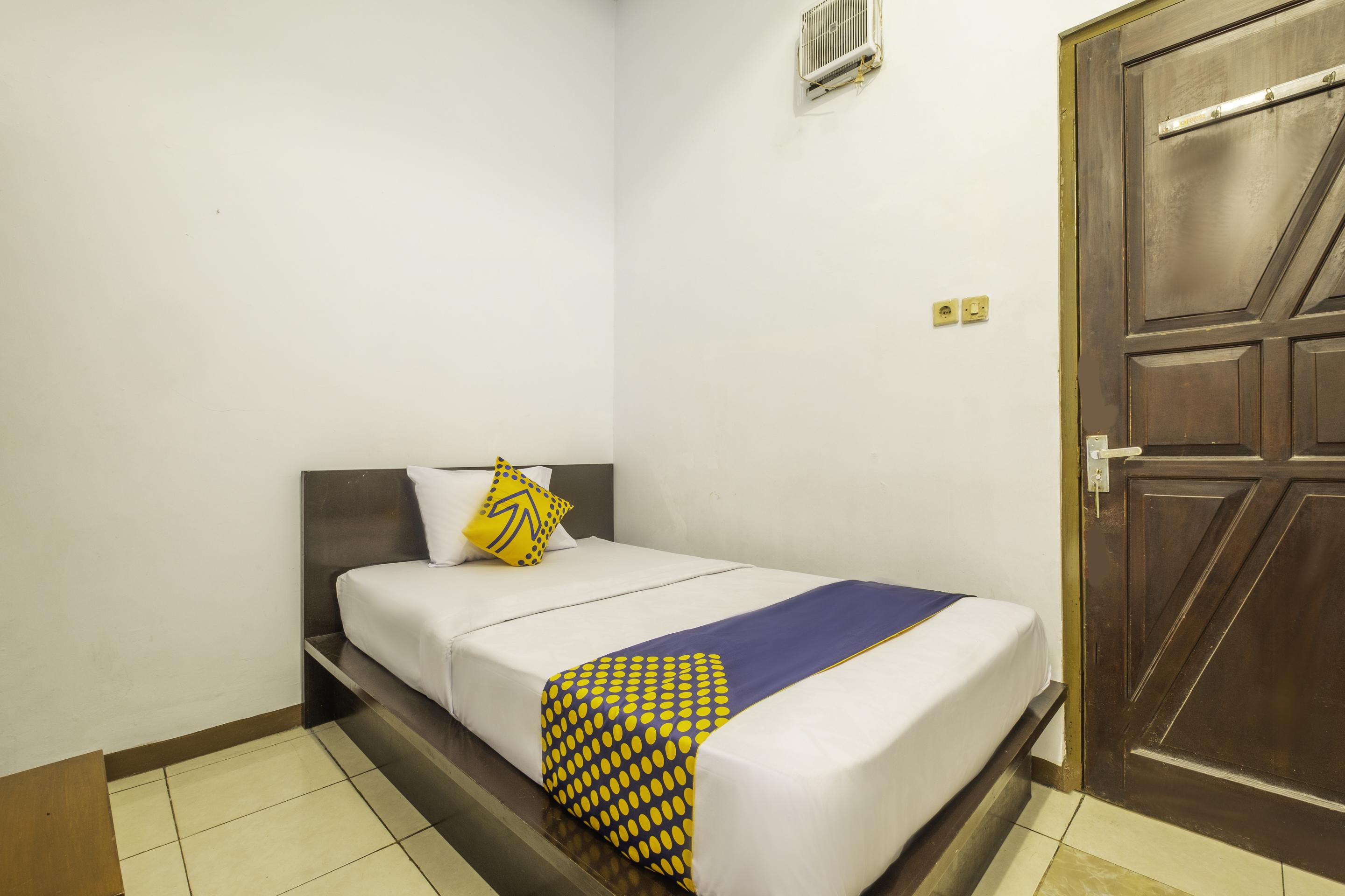 Spot On 2395 Hotel Aden 2 Syariah Tasikmalaya Extérieur photo