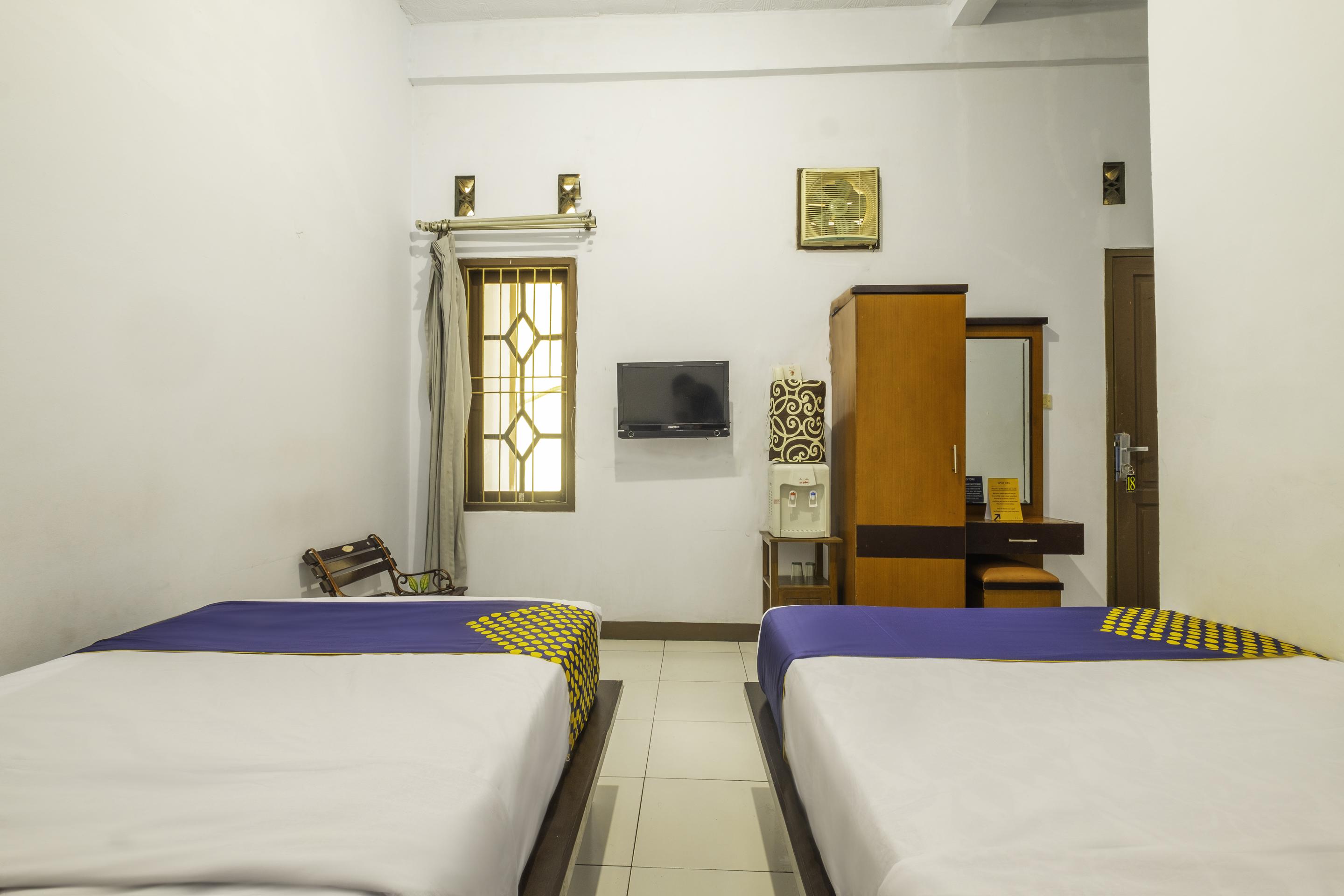 Spot On 2395 Hotel Aden 2 Syariah Tasikmalaya Extérieur photo