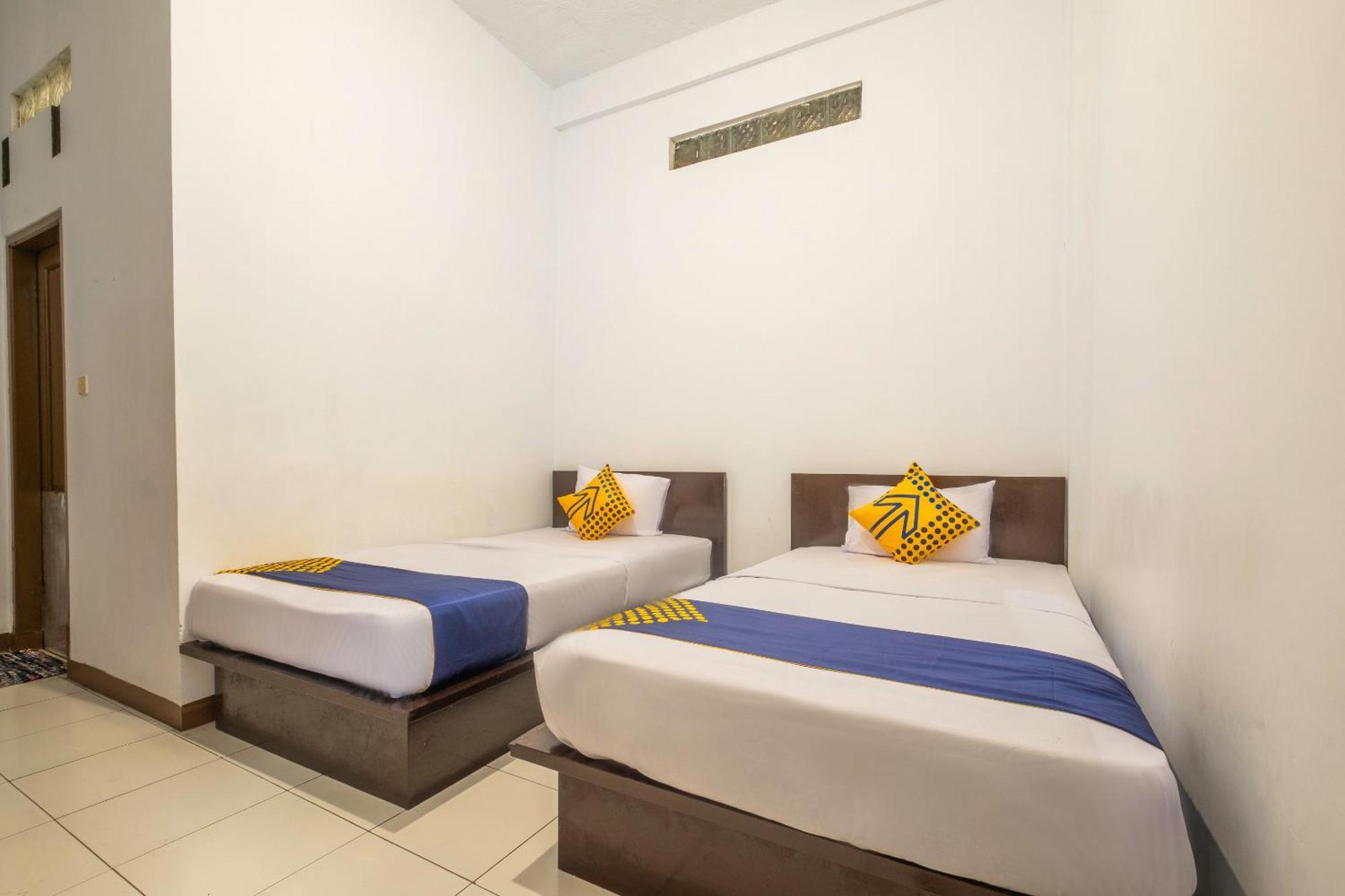 Spot On 2395 Hotel Aden 2 Syariah Tasikmalaya Extérieur photo