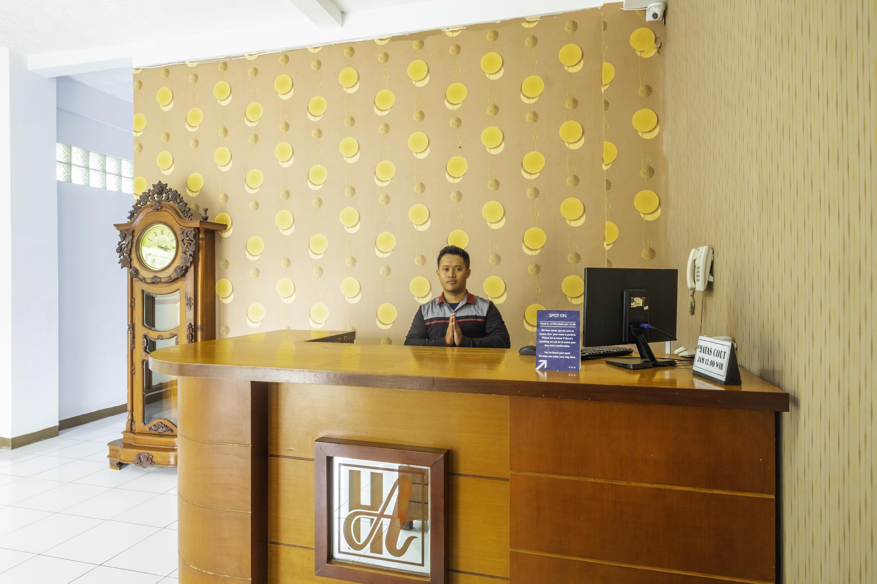 Spot On 2395 Hotel Aden 2 Syariah Tasikmalaya Extérieur photo