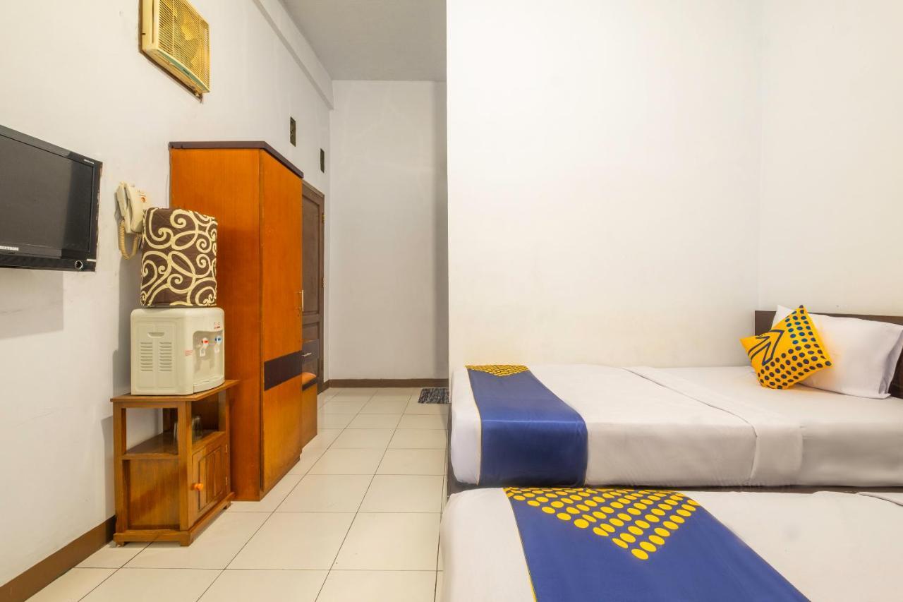 Spot On 2395 Hotel Aden 2 Syariah Tasikmalaya Extérieur photo