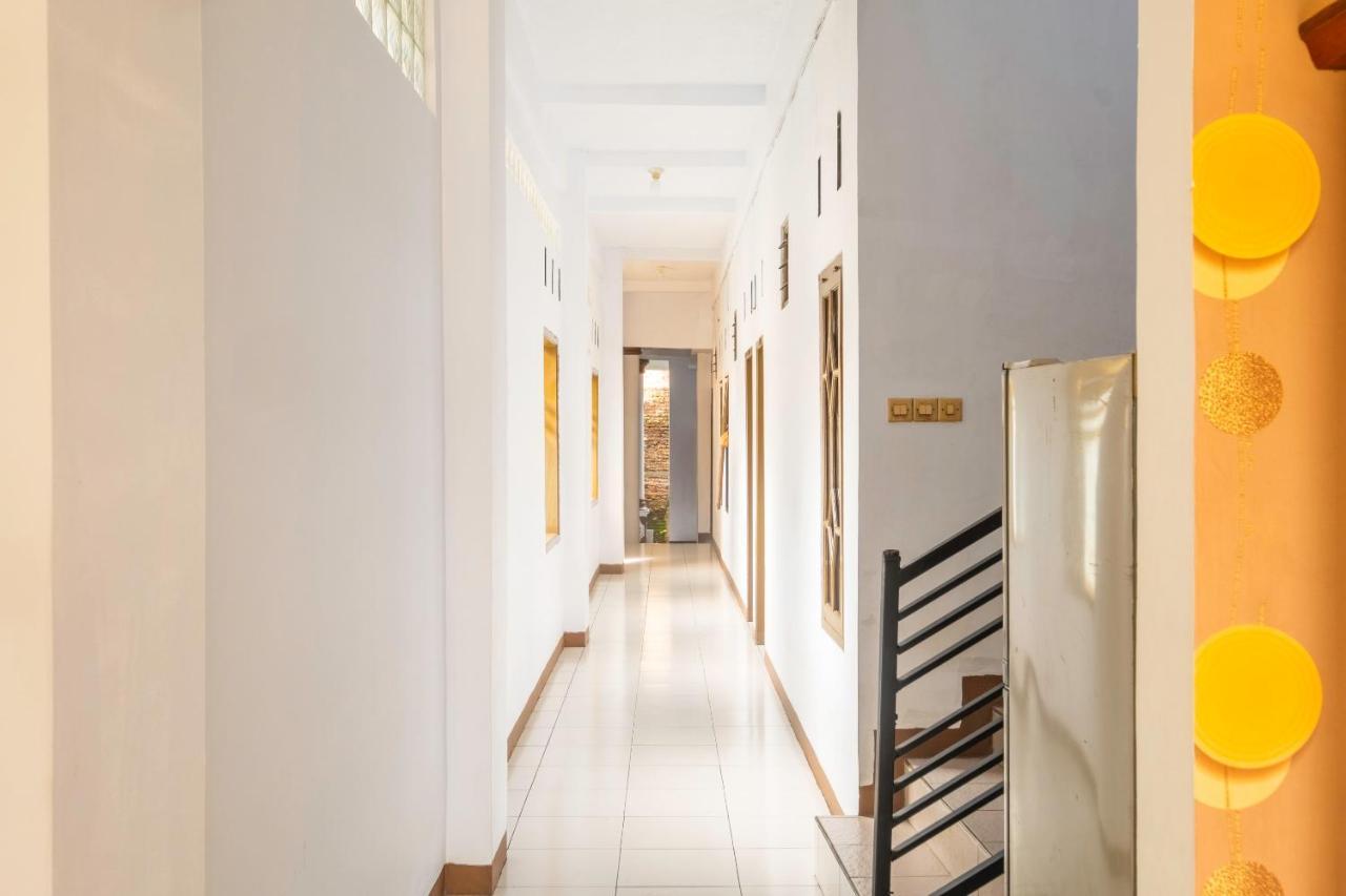 Spot On 2395 Hotel Aden 2 Syariah Tasikmalaya Extérieur photo