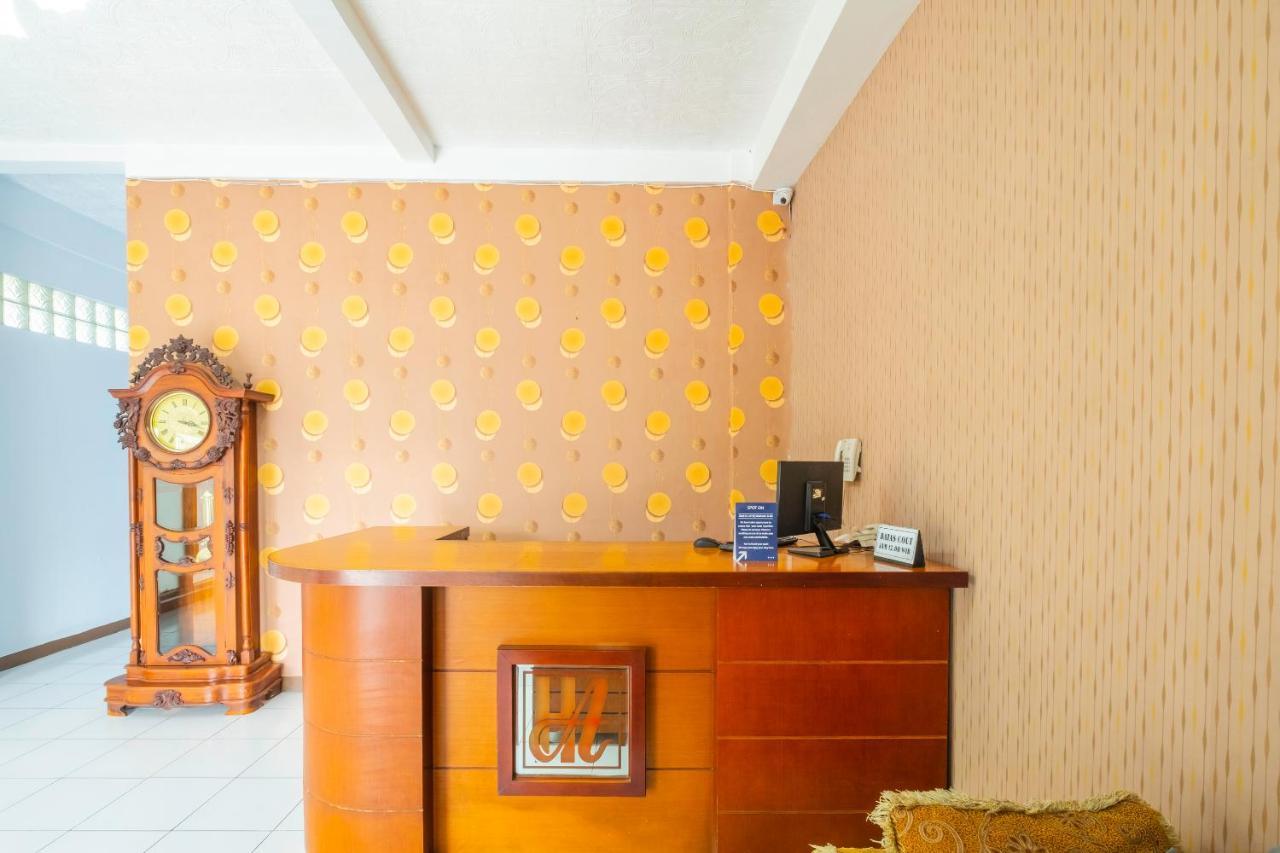 Spot On 2395 Hotel Aden 2 Syariah Tasikmalaya Extérieur photo